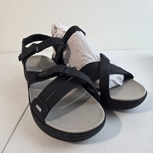 Baretraps Women's Sandals Tracey Black Sz 11 M NEW Comfortable $69 MSRP Rebound